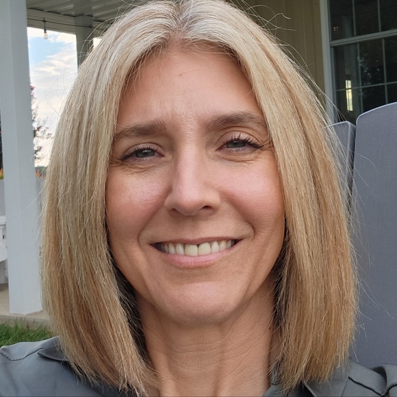 Meet your Posher, Constance - Picture 1 of 1